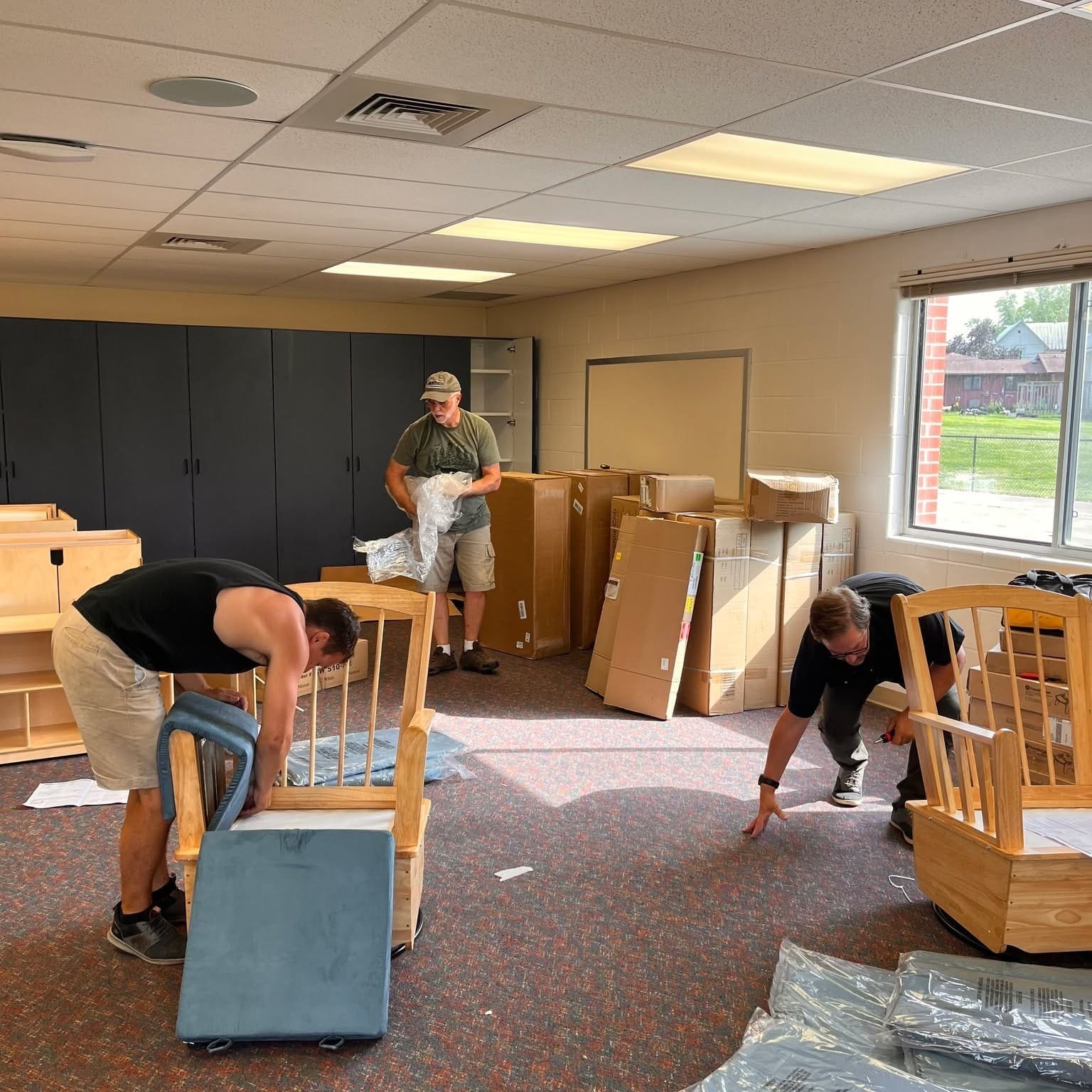 Furniture building event photo 3